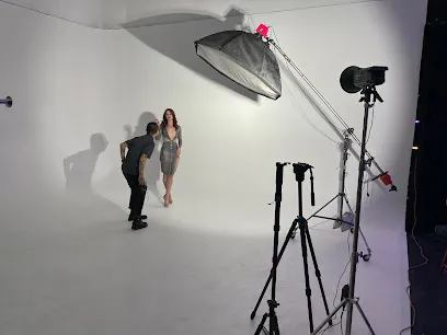 fotografías para pasaporte cerca Vegas Photo Studio
